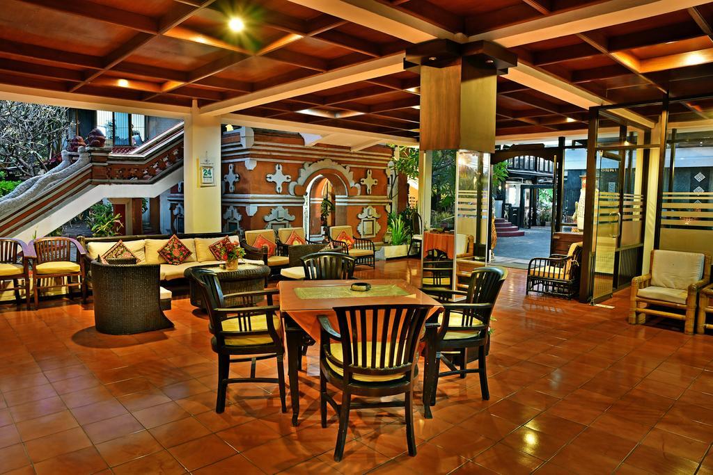 Puri Naga Beachfront Cottages Legian  Exterior photo