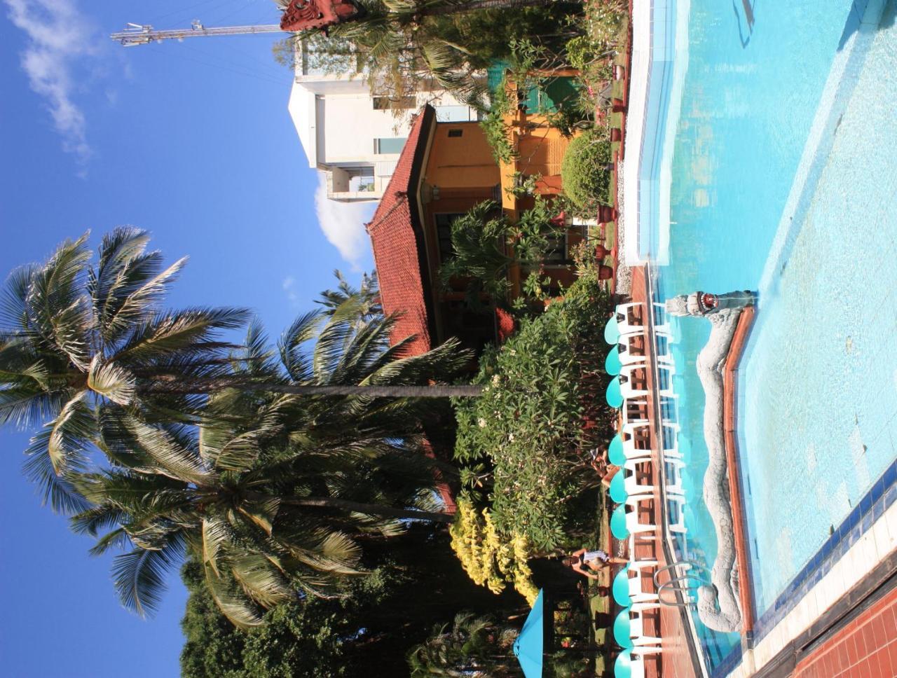 Puri Naga Beachfront Cottages Legian  Exterior photo