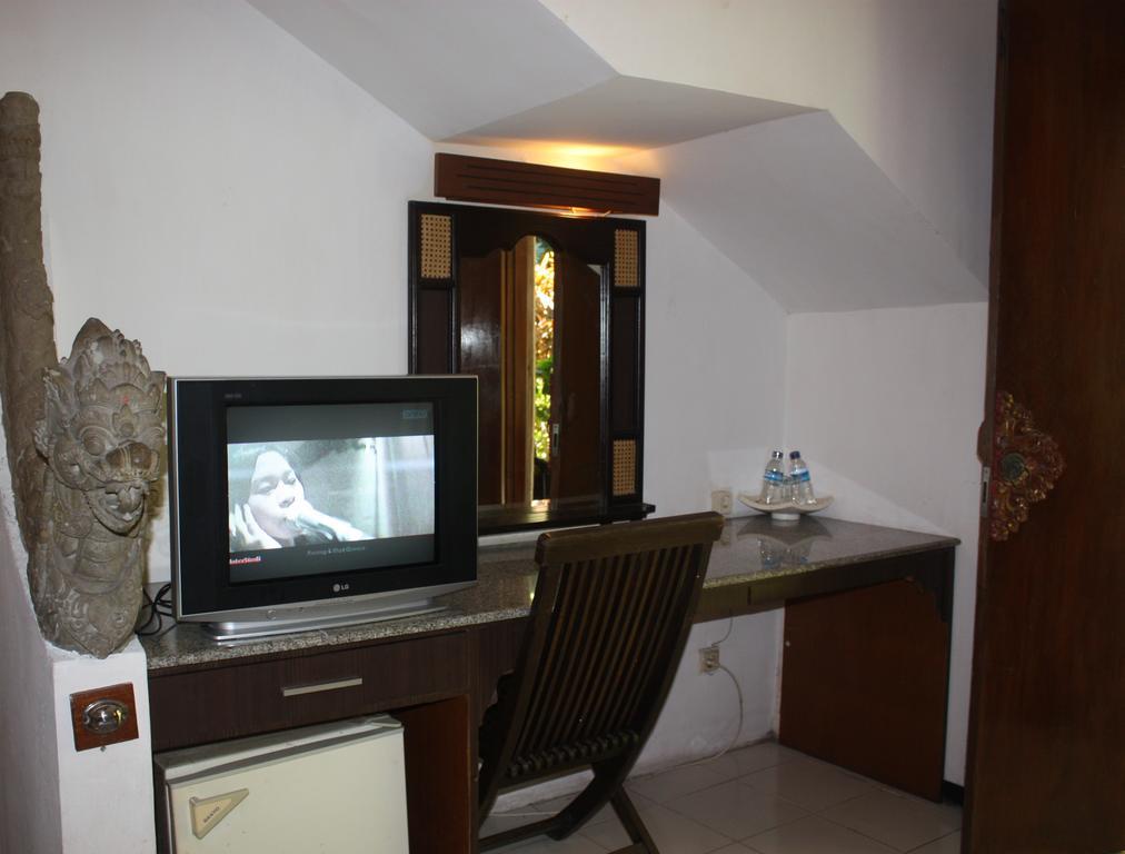 Puri Naga Beachfront Cottages Legian  Room photo